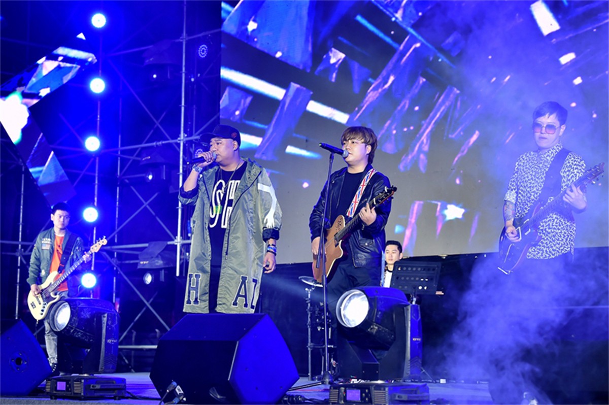 德阳吾悦广场群星演唱会_群星演唱会运动策划_庆典策划公司